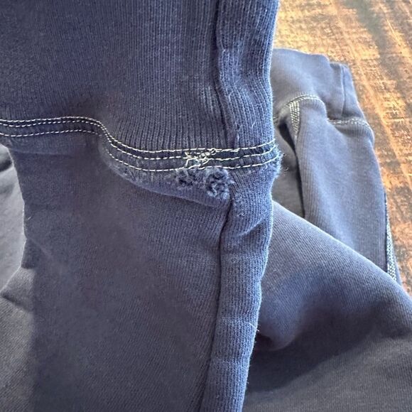 Vintage Abercrombie and Fitch Distressed Hoodie - Picture 4 of 4